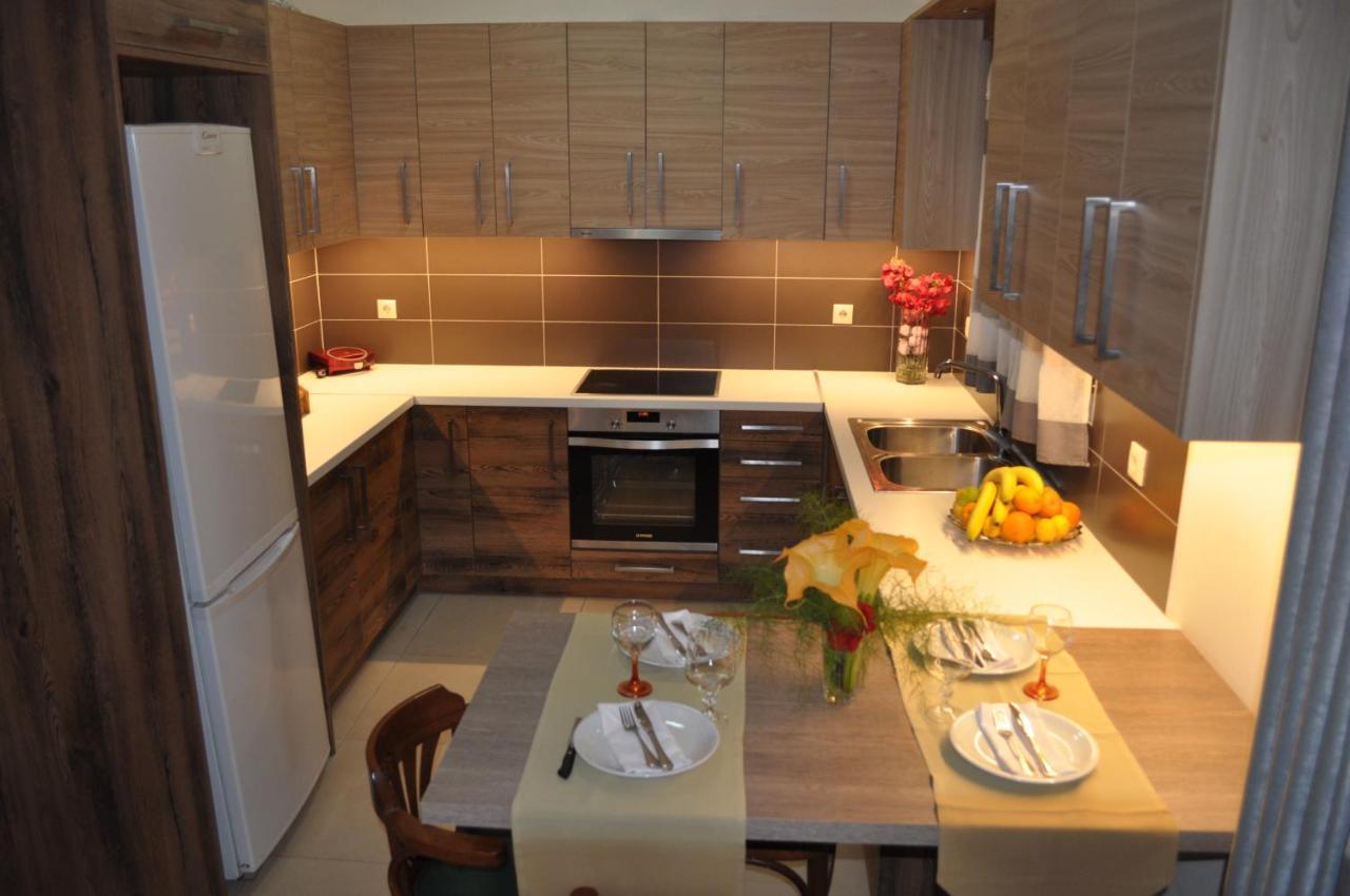Liri'S Apartments Kalamákion エクステリア 写真